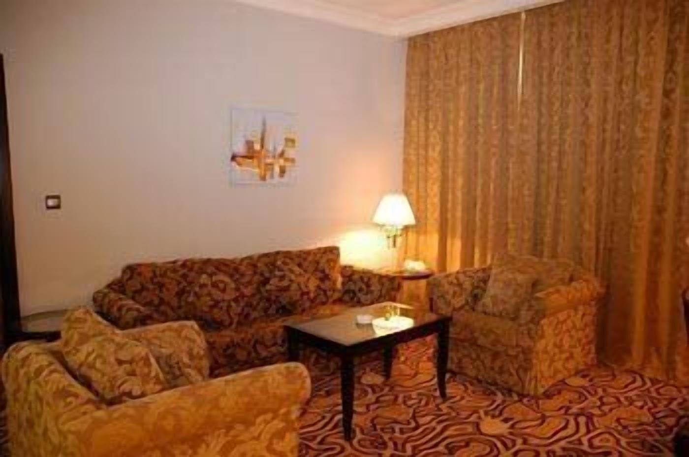 Sharjah Palace Hotel Dış mekan fotoğraf