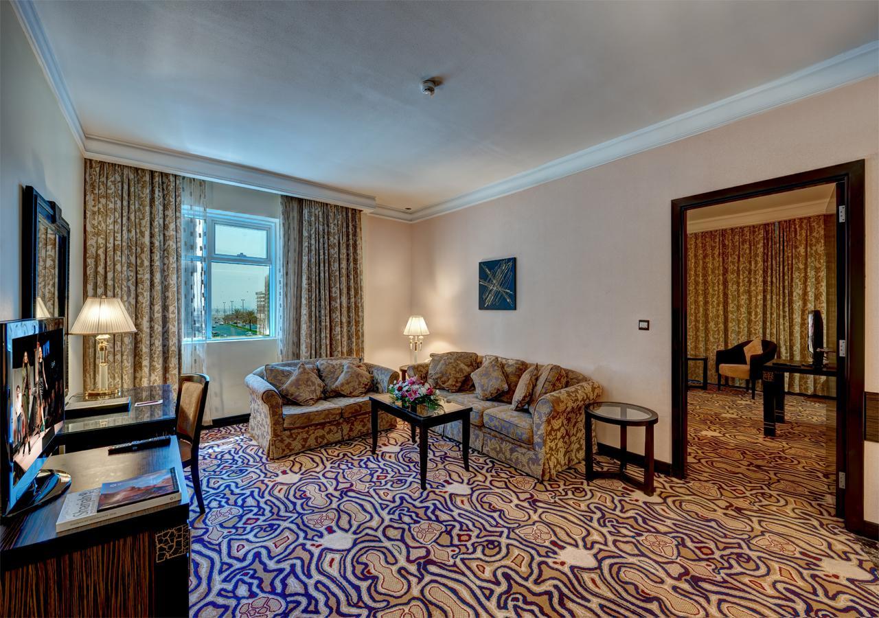 Sharjah Palace Hotel Dış mekan fotoğraf